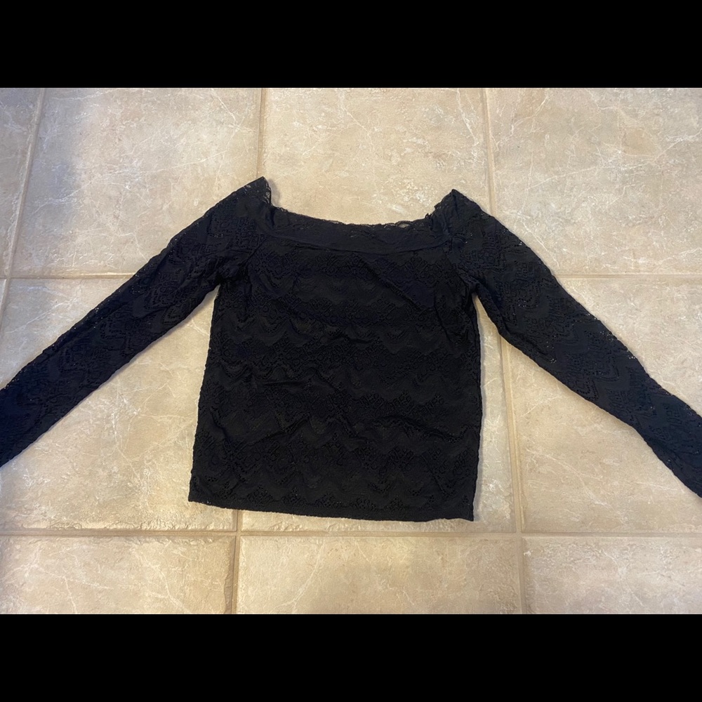 Free Press XS black lace off the shoulder top!